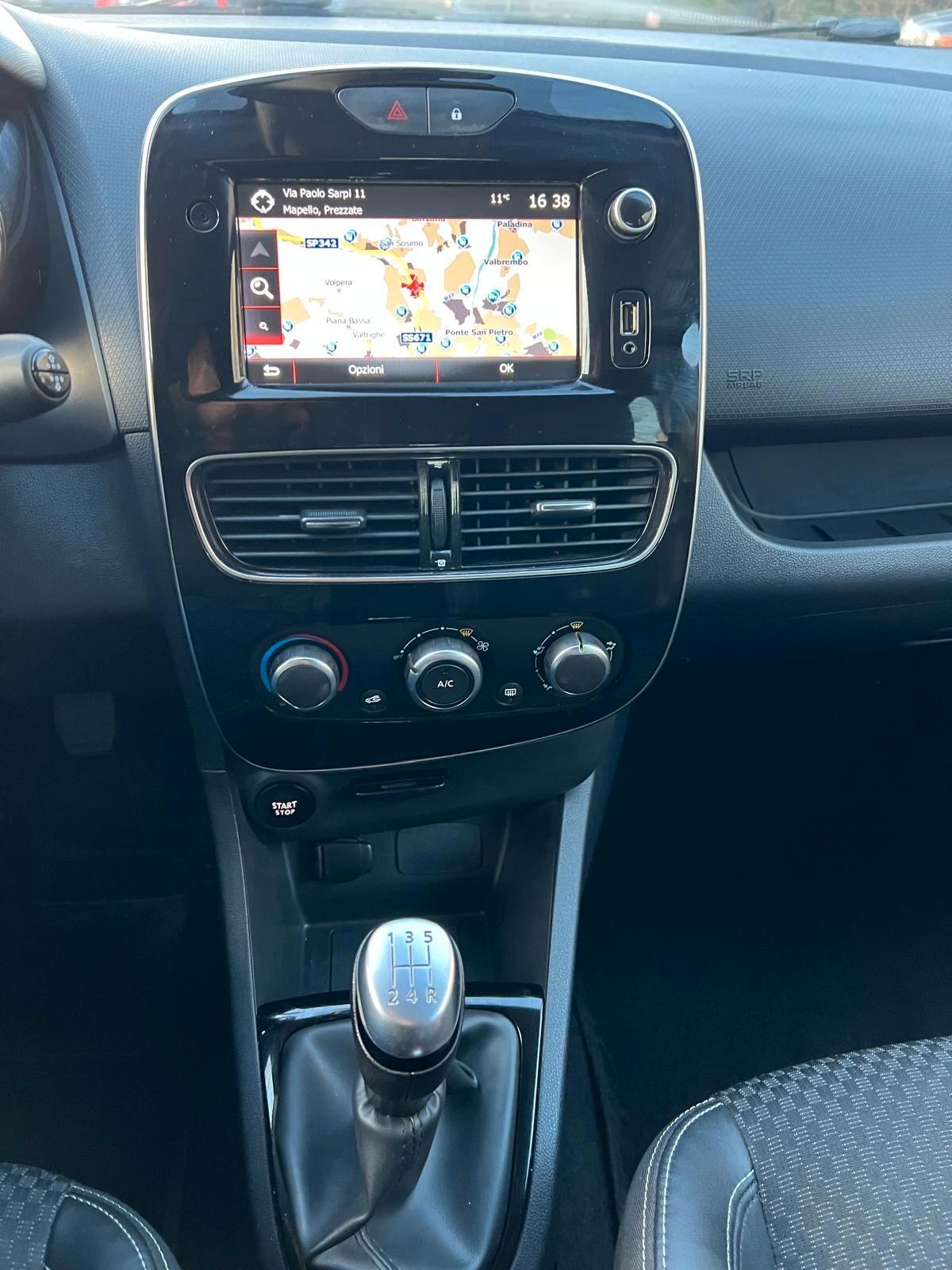 Renault Clio TCe 12V 90 CV GPL 5 porte Moschino Intens