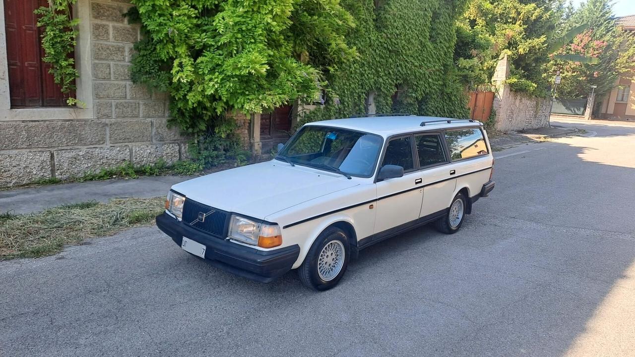 Volvo 240 2.0 Station Wagon