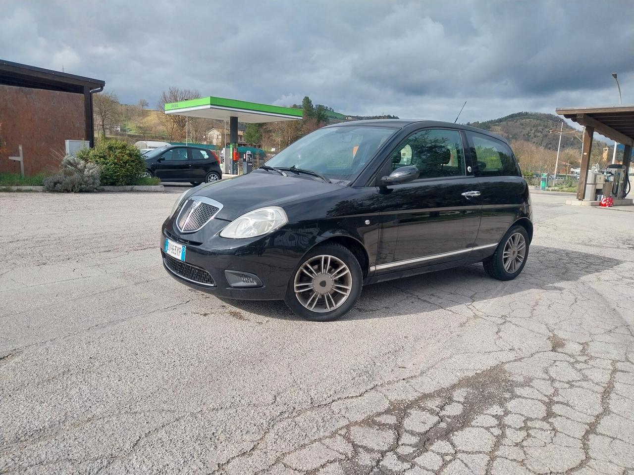 Lancia Ypsilon 1.4 Argento Ecochic GPL