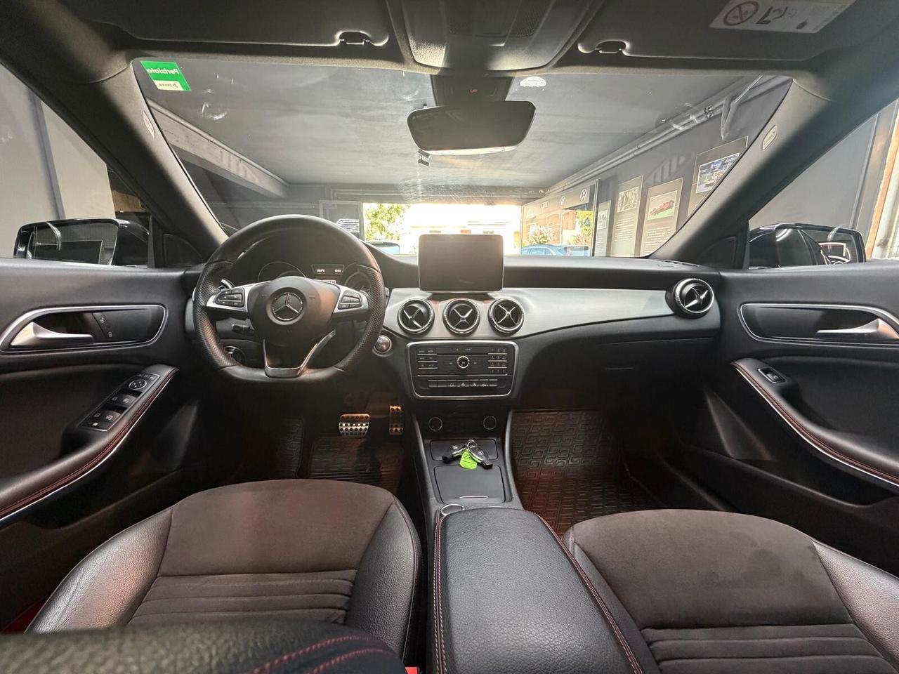 Mercedes-benz CLA 200 d S.W. Automatic Premium Dark Night