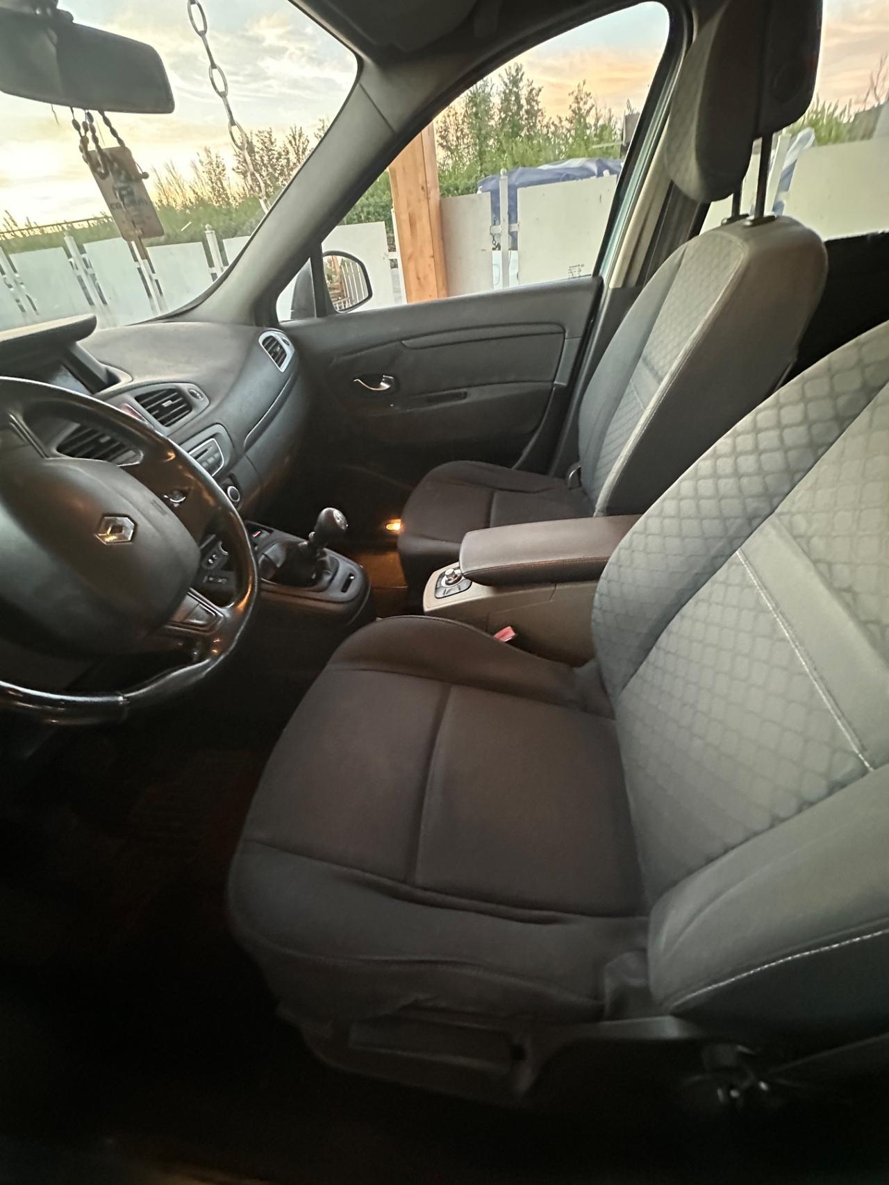 Renault Scenic Scénic X-Mod 1.5 dCi 110CV Luxe