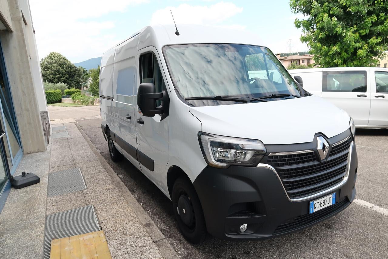 Renault Master 2.3 dCi TA L2 H2 VAN