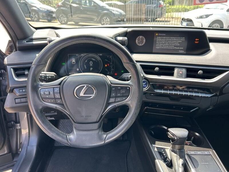 Lexus UX Hybrid Midnight