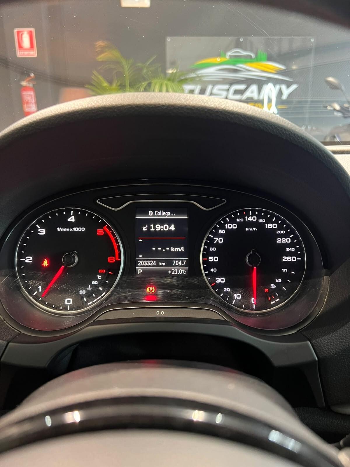 Audi A3 1.6 TDI clean diesel S tronic Ambition
