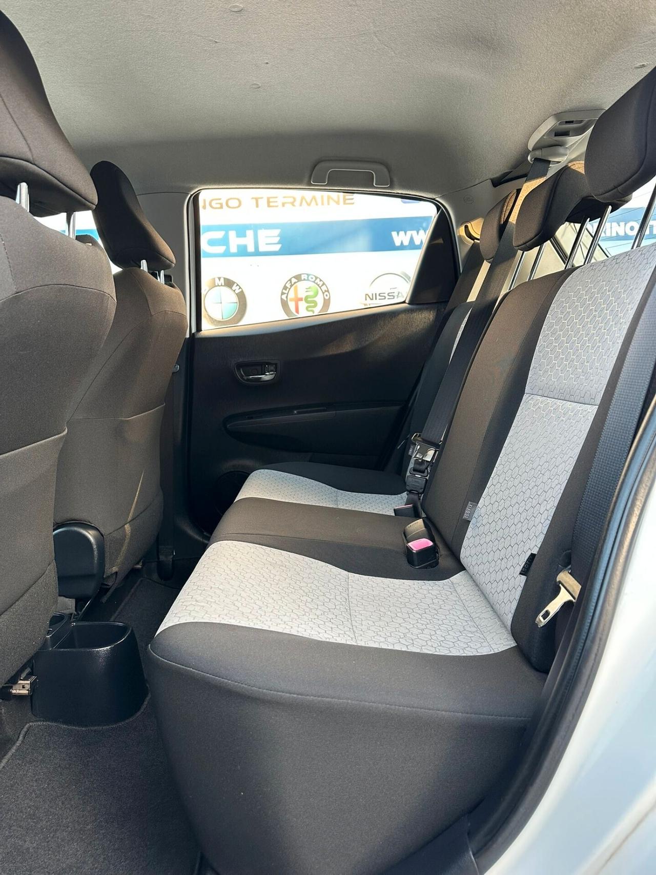 Toyota Yaris 1.0 5 porte Lounge - Unico Proprietario