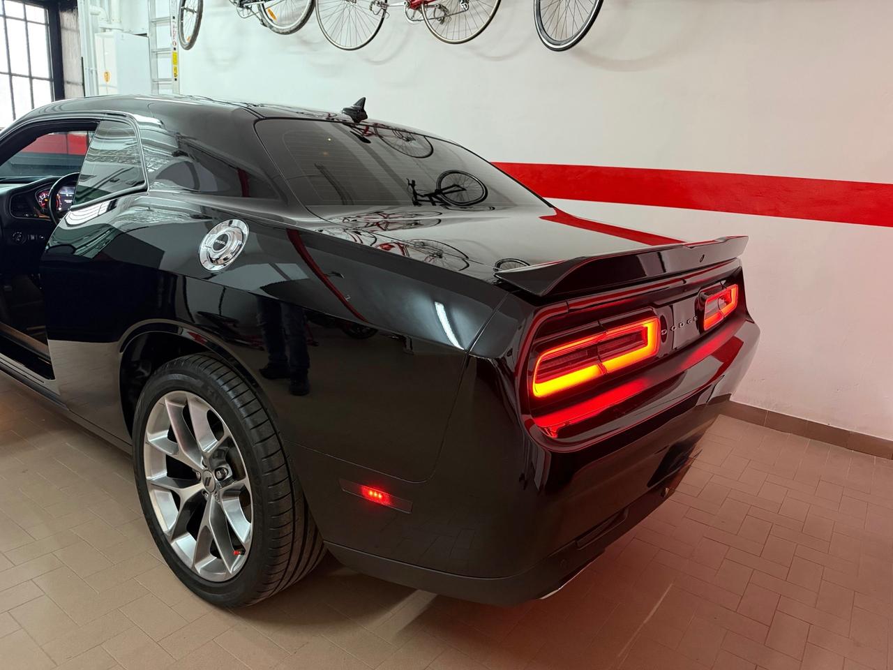 Dodge Challenger 3600 V6 km 41000 Permuto