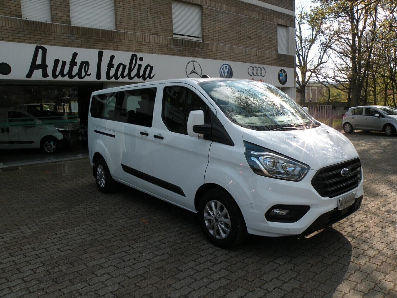 NOLEGGIO A BREVE TERMINE - FORD TRANSIT CUSTOM 9 POSTI