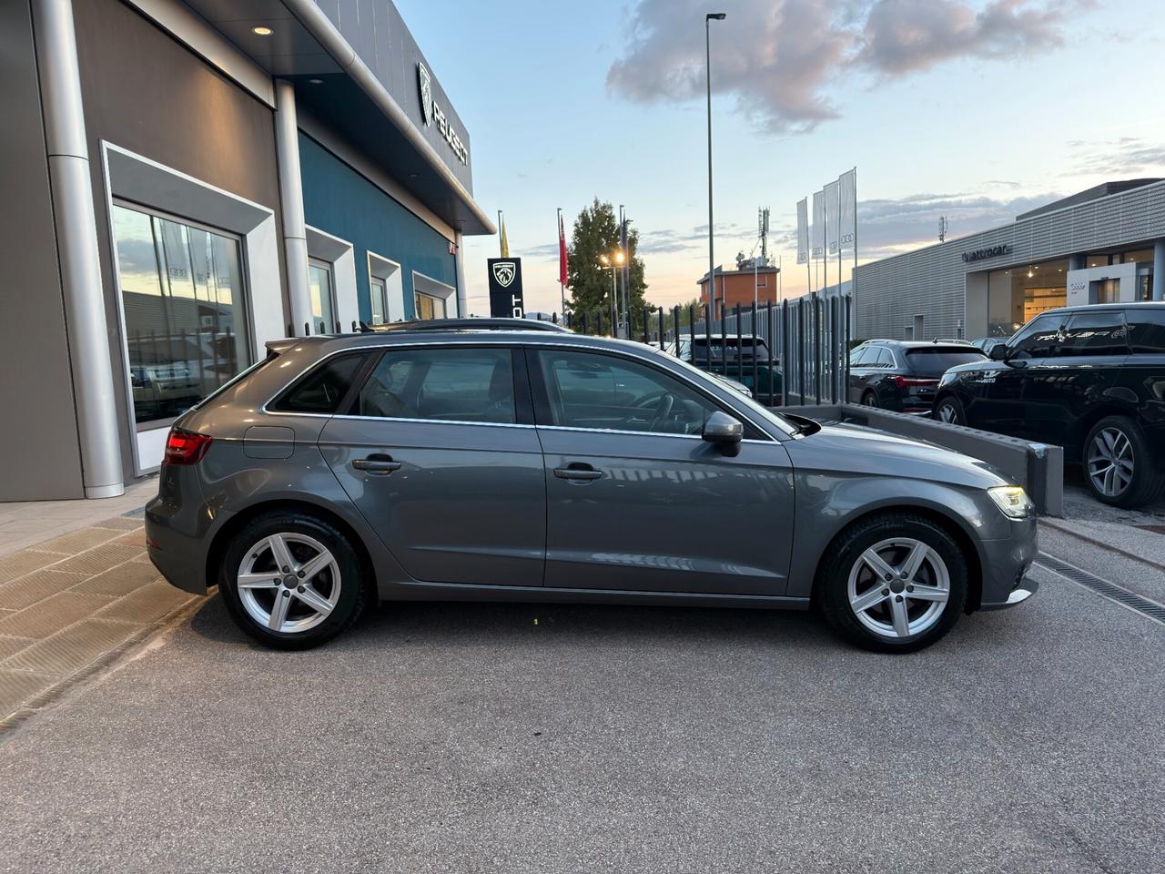 Audi A3 SPB 30 TDI Business