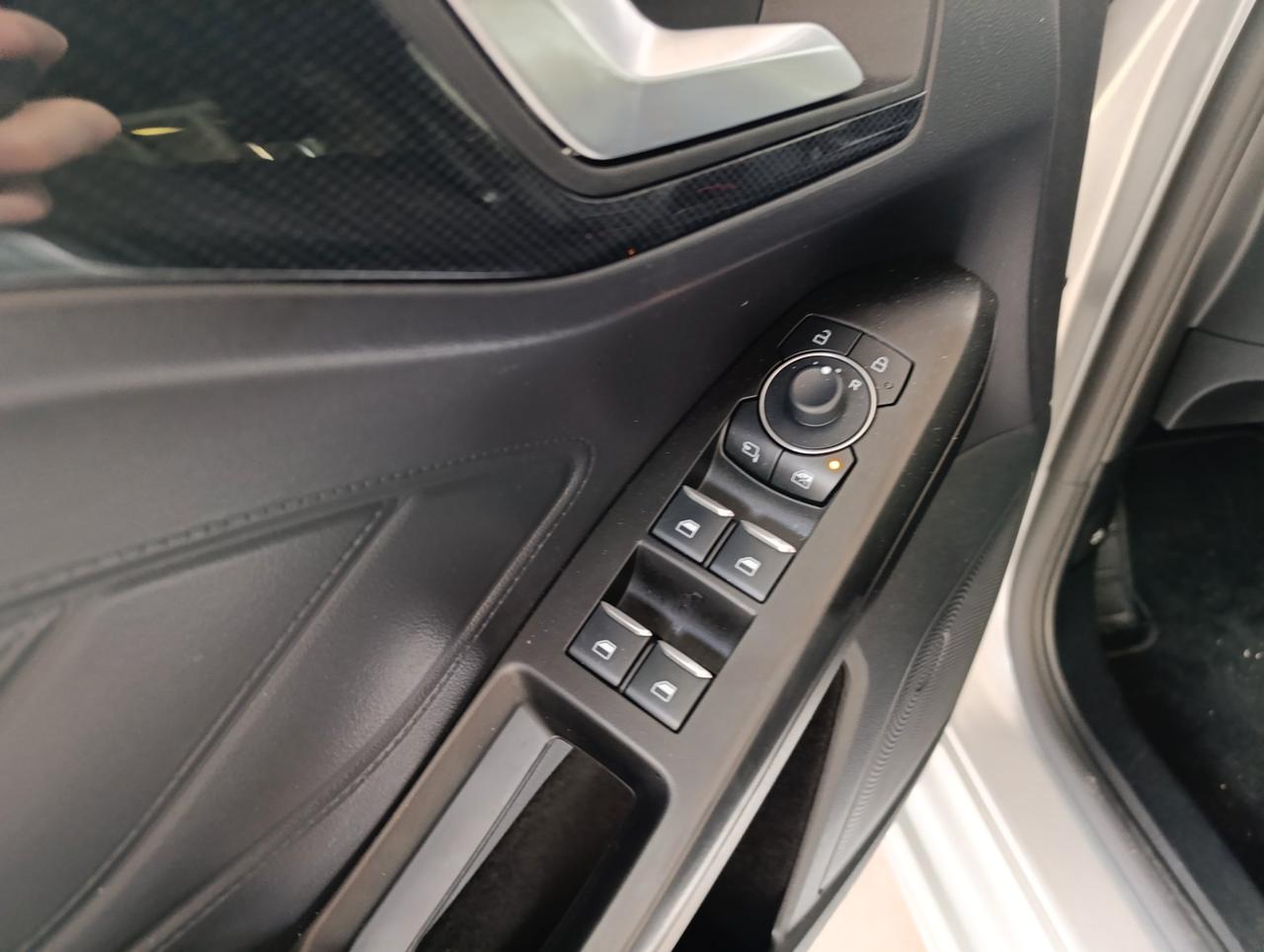 Ford Focus 5 Porte Focus 1.0t ecoboost h ST-Line 155cv powershift