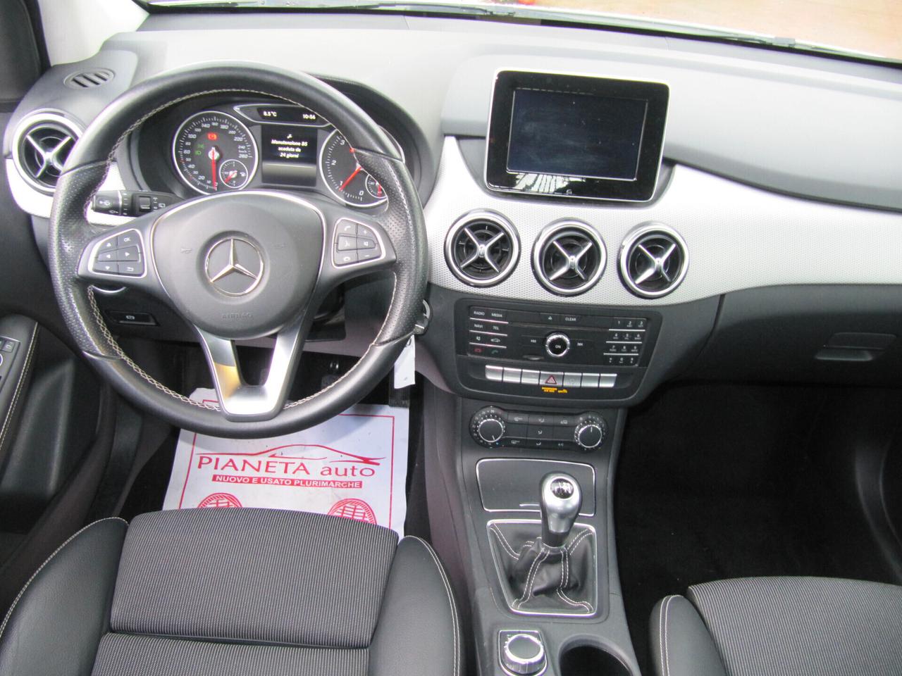 Mercedes-benz B 180 B 180 d Premium - 2016