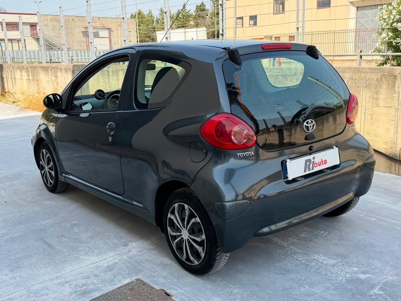 Toyota Aygo 1.0 12V VVT-i CAMBIO AUTOMATICO