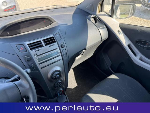 TOYOTA Yaris 1.4 D-4D DPF 5 porte Sol