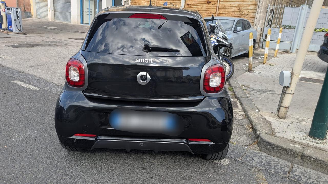 Smart ForFour BENZINA AUTOMATICA BRABUS 2018 USATO