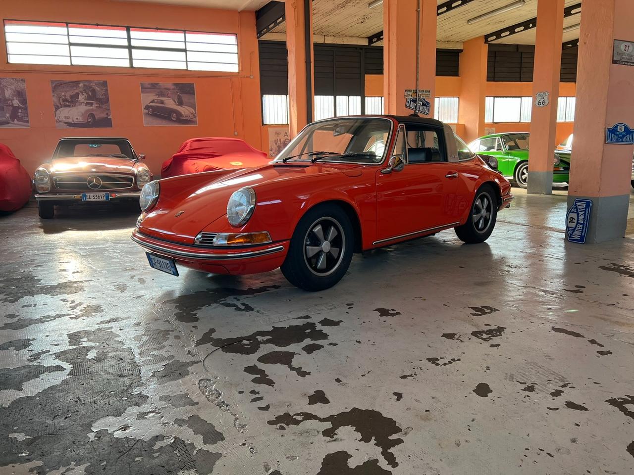 Porsche 911 2.2T targa ASI 1970