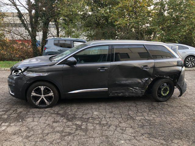 PEUGEOT 5008 1.5 BLUEHDI 130CV 7 POSTI S&S EAT8 ALLURE