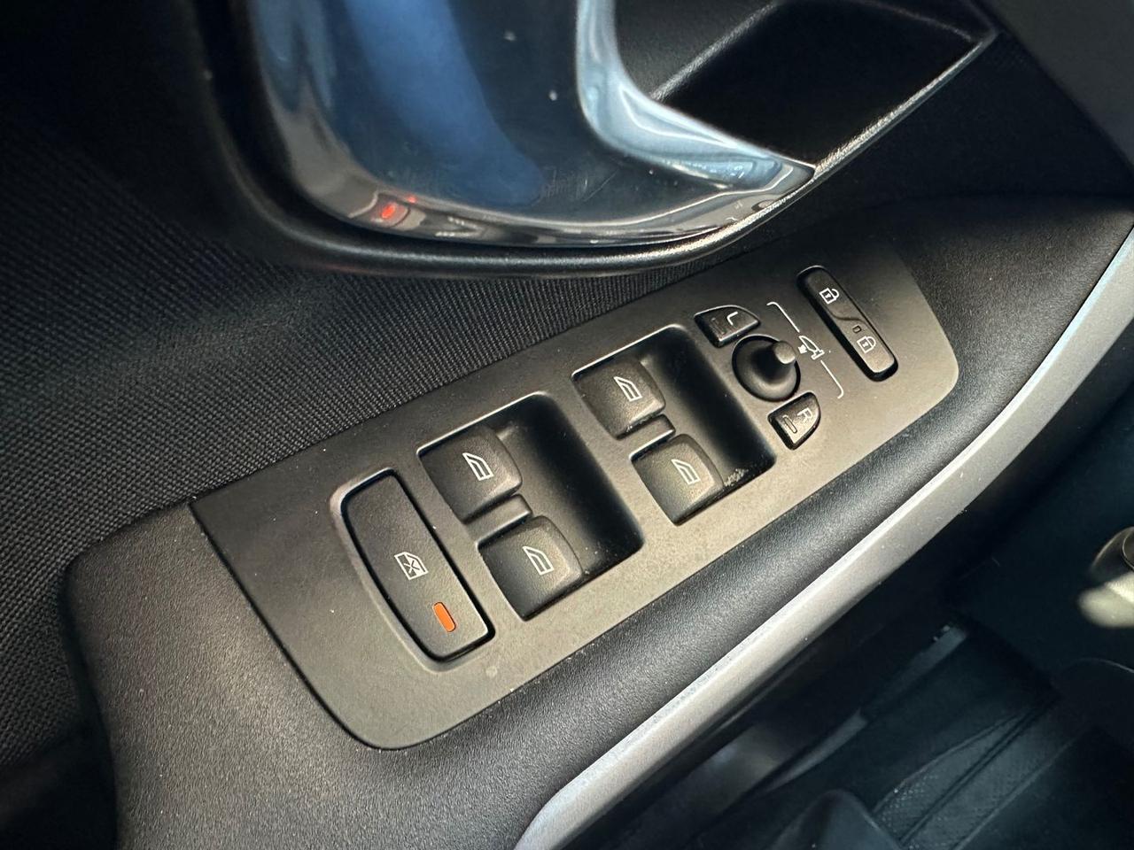 Volvo V40 D2 Momentum Geartronic #10585