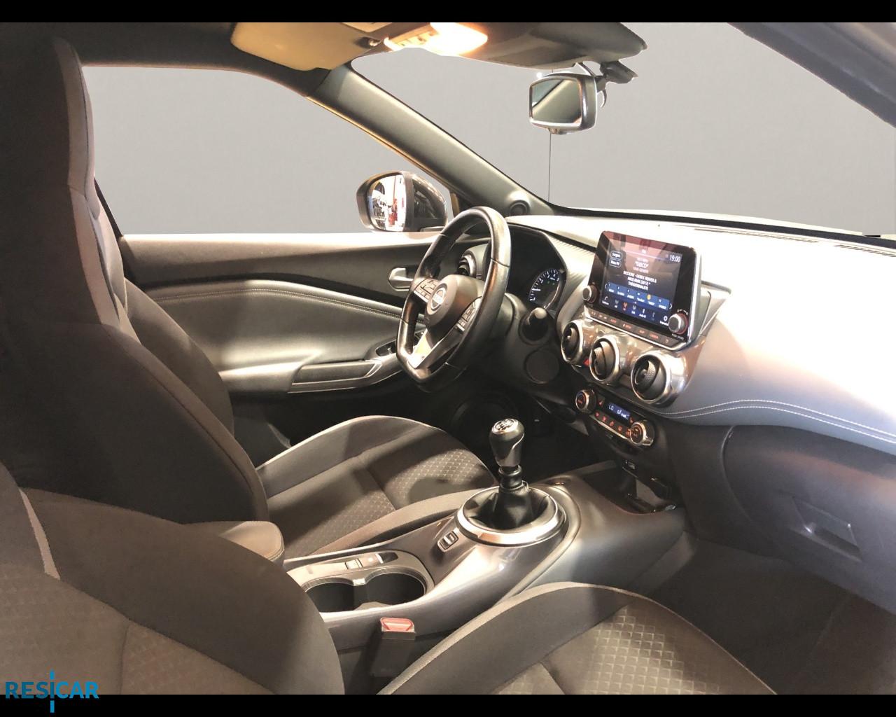 NISSAN JUKE N-CONNECTA MT