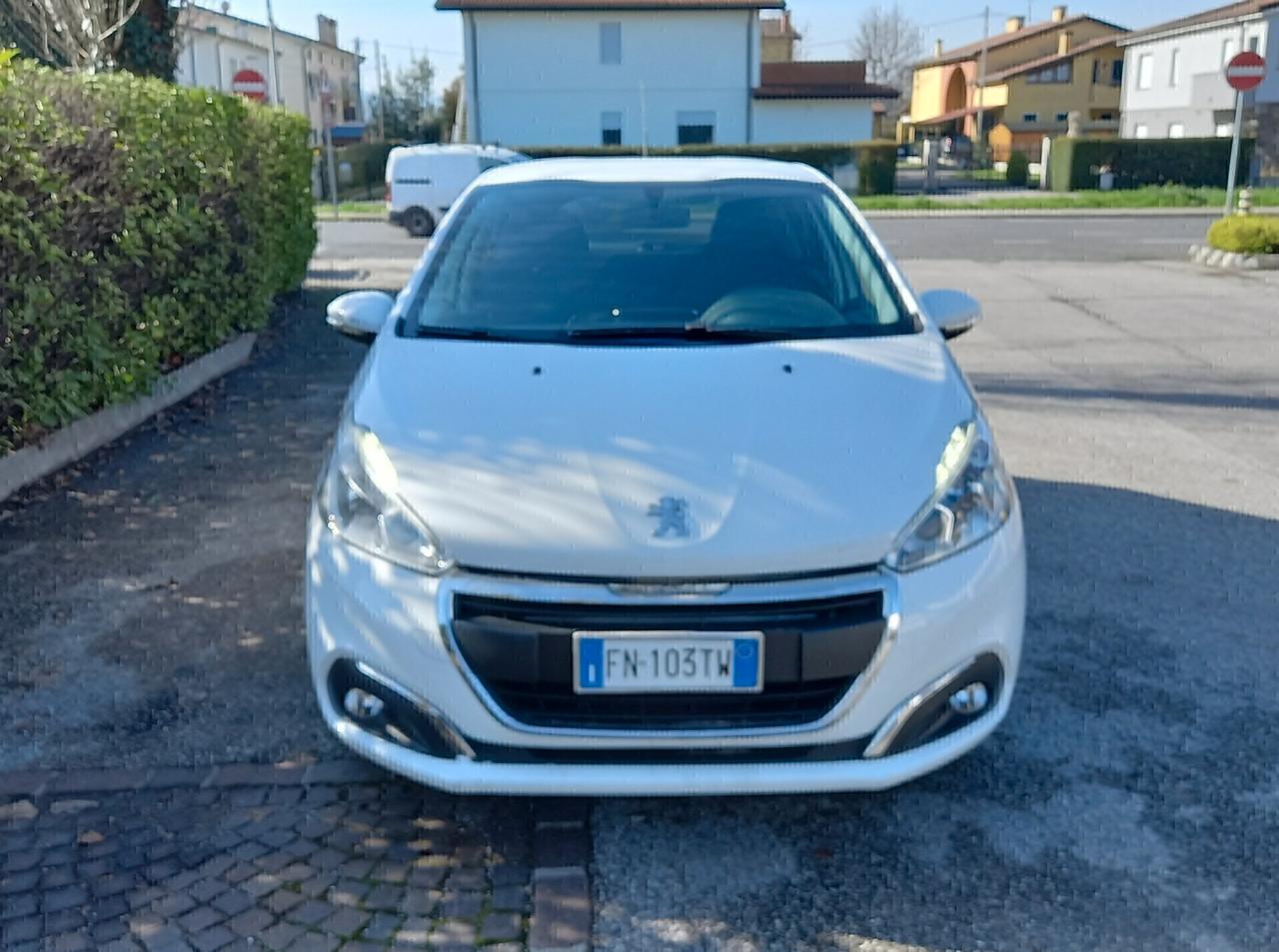 PEUGEOT 208 N1 LEGGI