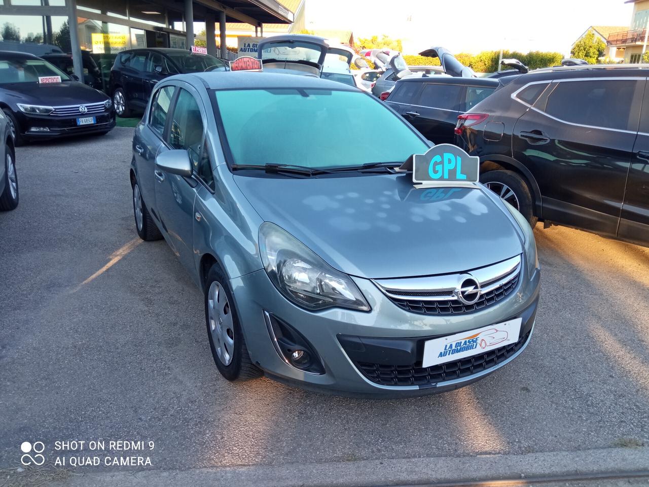 Opel Corsa 1.2 85CV 5 porte BENZINA GPL