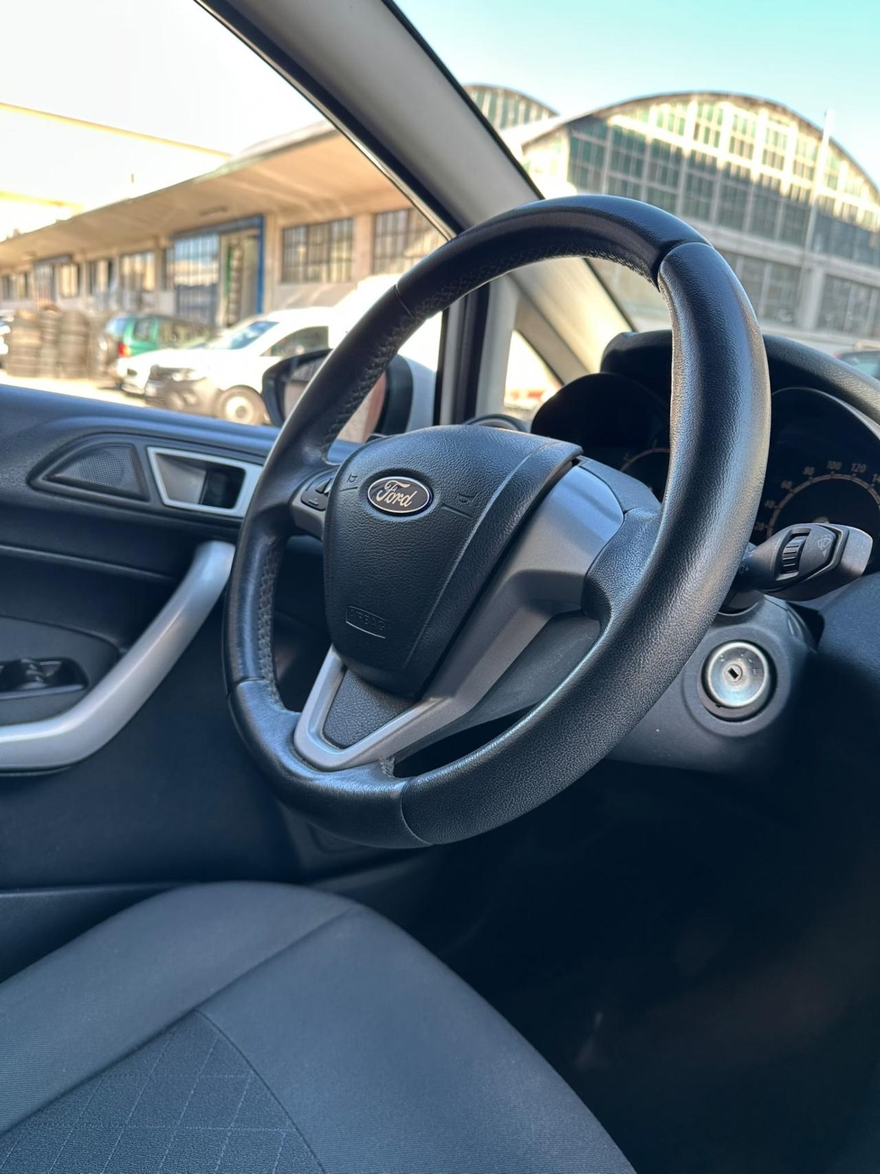 Ford Fiesta 1.2 60CV 5p. Titanium