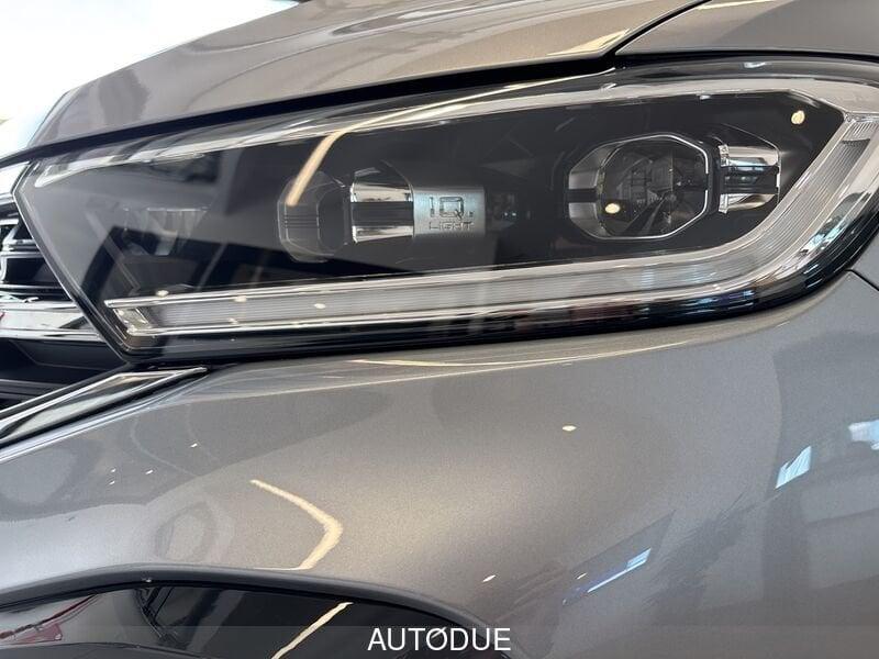 Volkswagen T-Roc 1.0 TSI R-LINE 115 CV