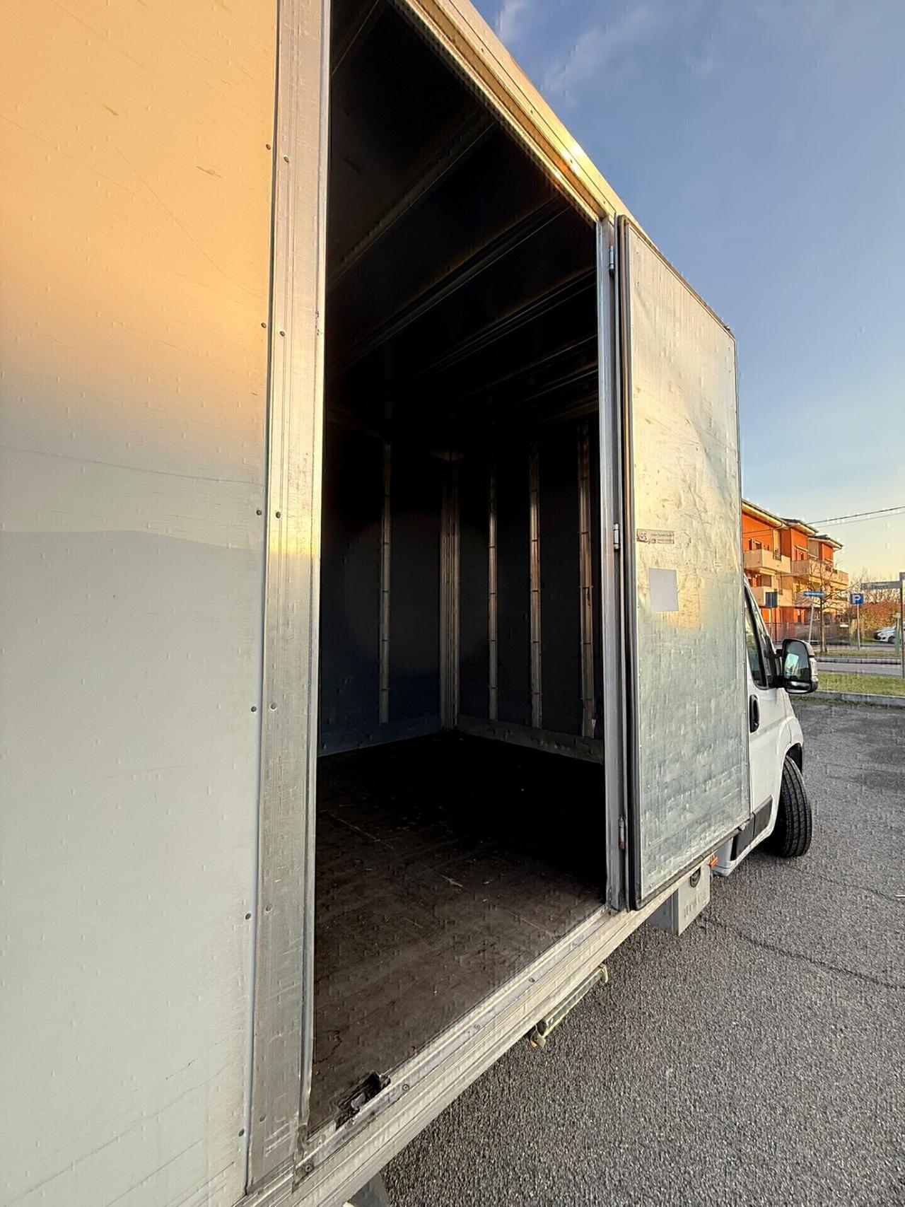 Opel Movano (Jumper) Sponda 22