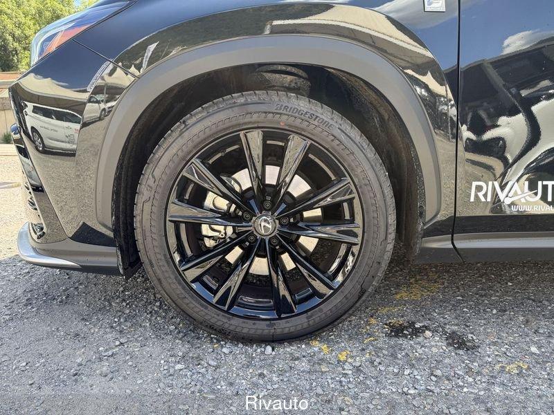 Lexus NX Plug-in 4WD F-Sport
