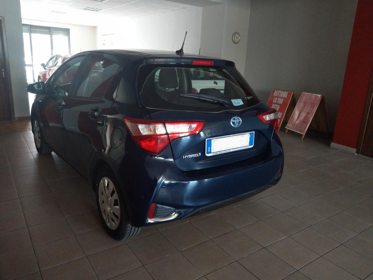 Toyota Yaris 1.5 Hybrid 5 porte Cool