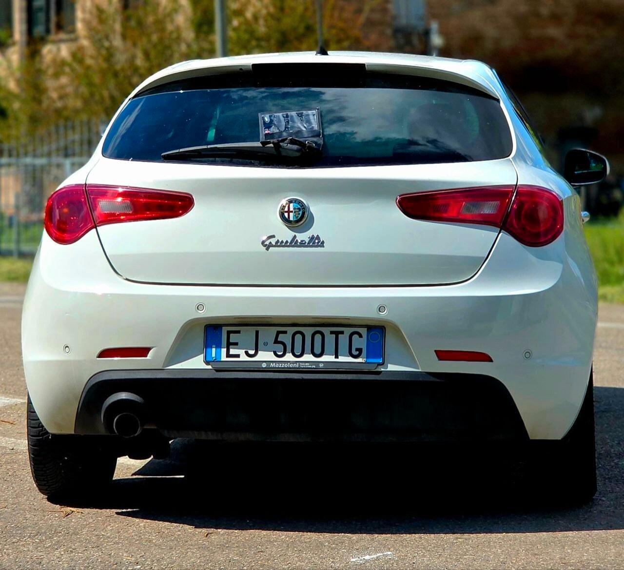 Alfa Romeo Giulietta JTDm-2 anche NEOPATENTATI