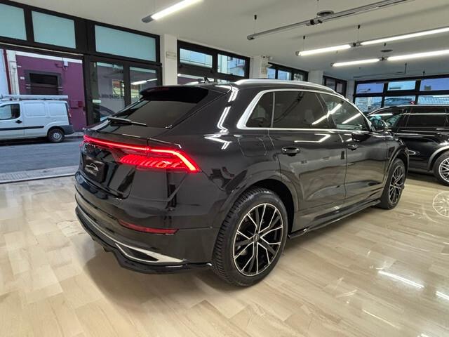Audi Q8 50 3.0 tdi mhev S-Line Quattro tiptronic SQ8