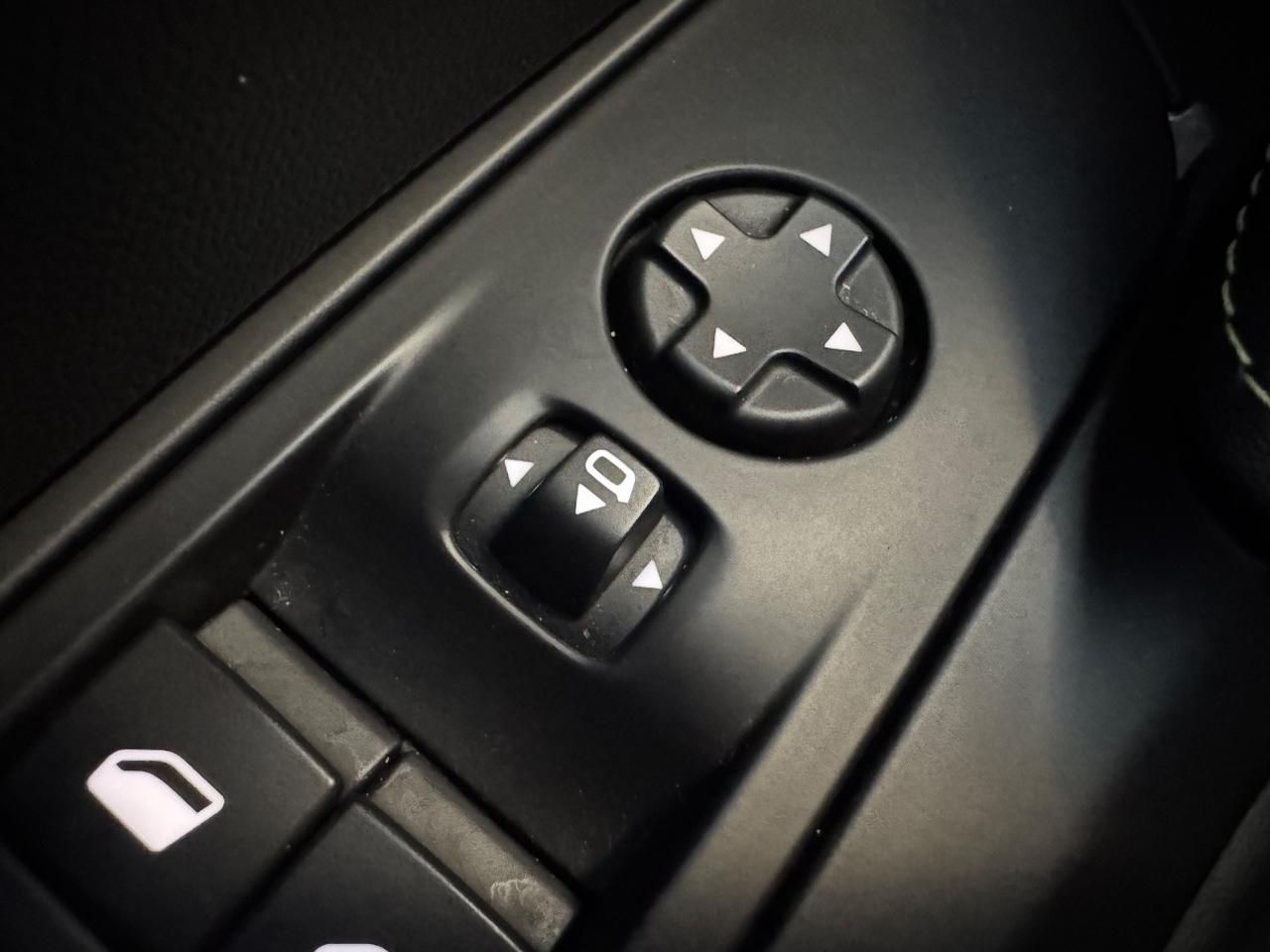 Peugeot 208 GT 1.2 hybrid 110CV e-dcs 6