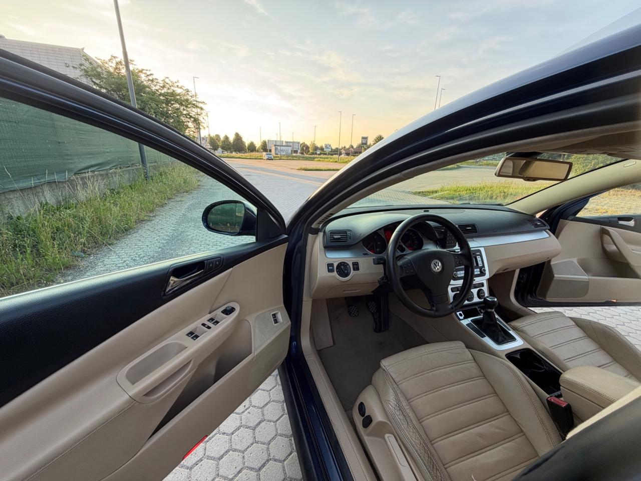 Volkswagen Passat 2.0 TDI DPF Var. Highline