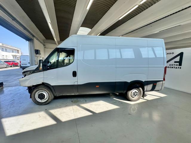 IVECO Daily 35S12V 2.3 HPT PM-SL-TM FURGON