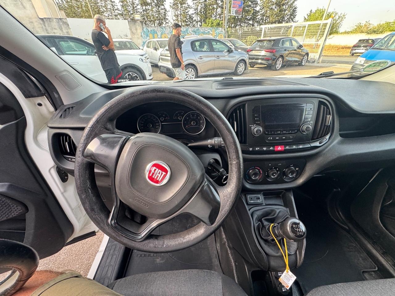 Fiat Doblò 1.6 120CV 3 posti tetto apribile