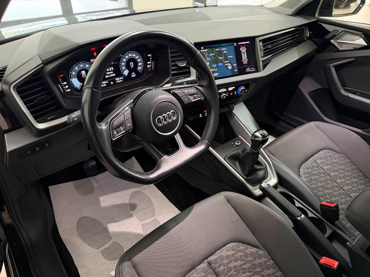 Audi A1 SPB 30 TFSI Identity Black 110CV LED/NAVI/17"