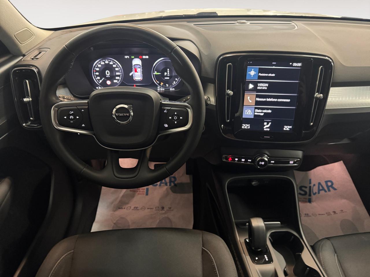 VOLVO XC40 N1 1.5 T4 plug-in hybrid Inscription Expression AUTOCARRO