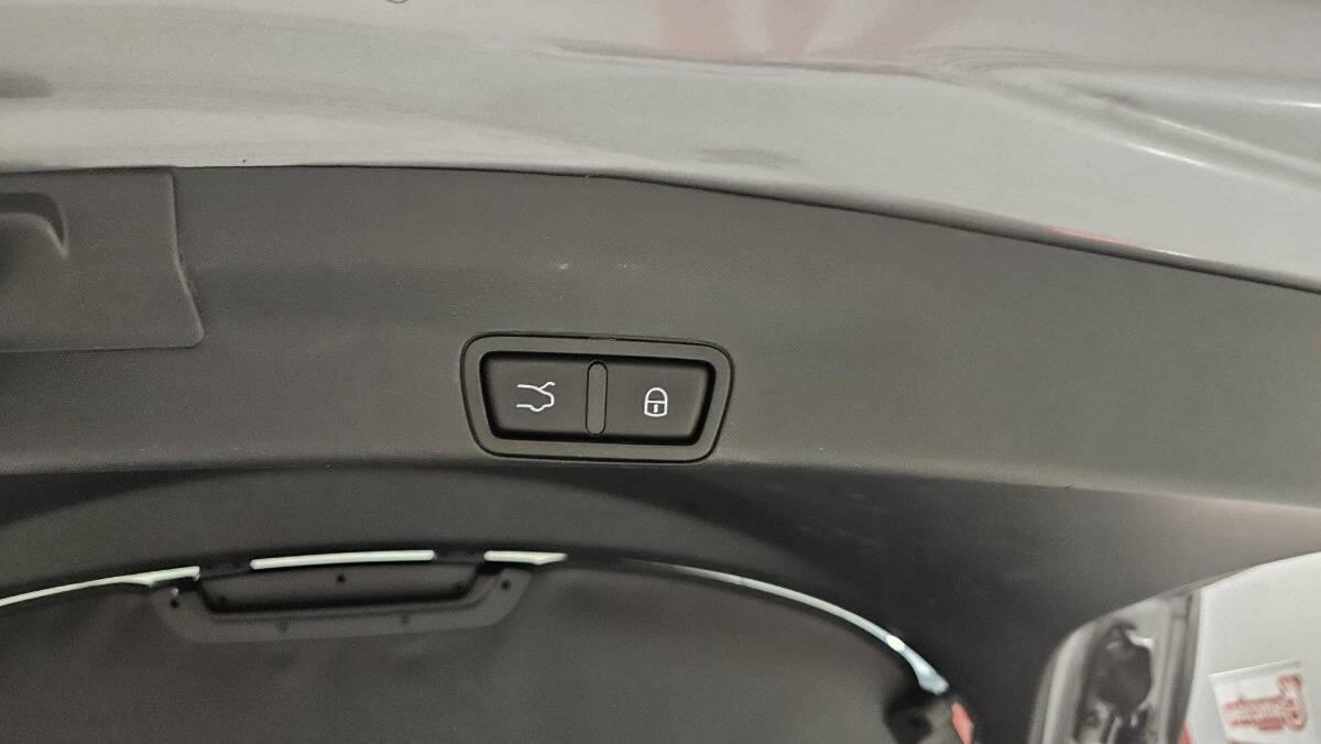 Alfa Romeo Stelvio 2.2 t Business rwd 160cv auto my19