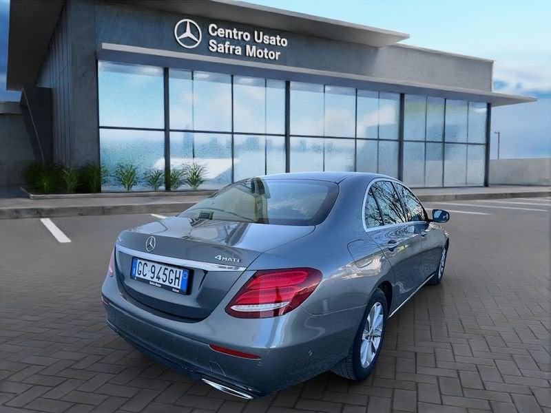 Mercedes-Benz Classe E E 220d 4Matic Auto Business Sport