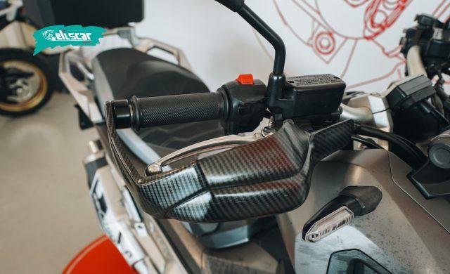 HONDA X-ADV 750