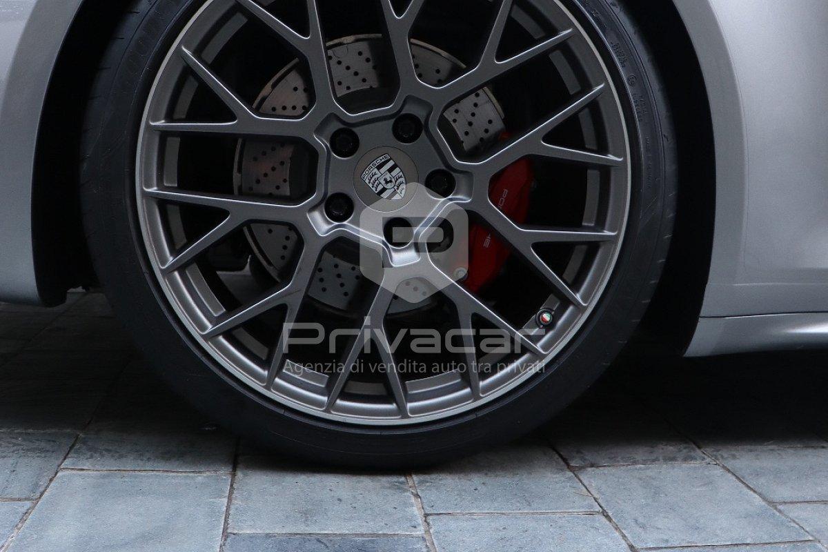 PORSCHE 911 Carrera 4S