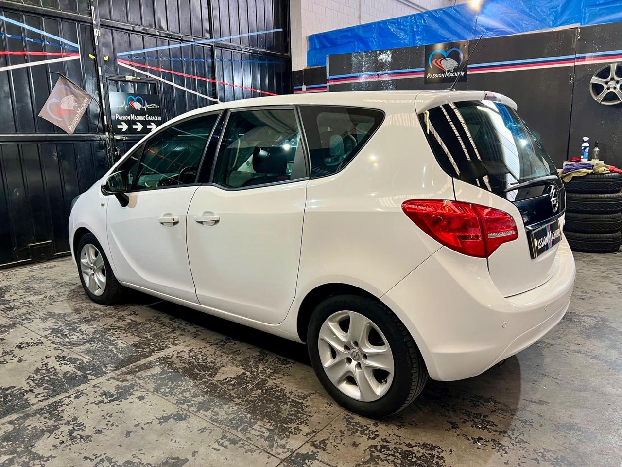 Opel Meriva 1.4 Turbo 120CV GPL con Gancio Traino