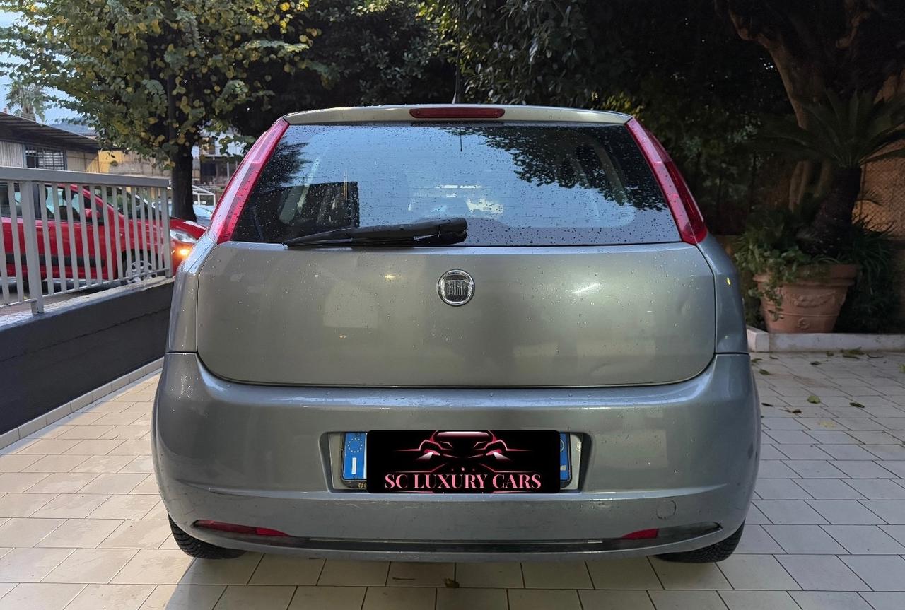 Fiat Grande Punto 1.4 GPL Di Serie 12 Mesi di garanzia