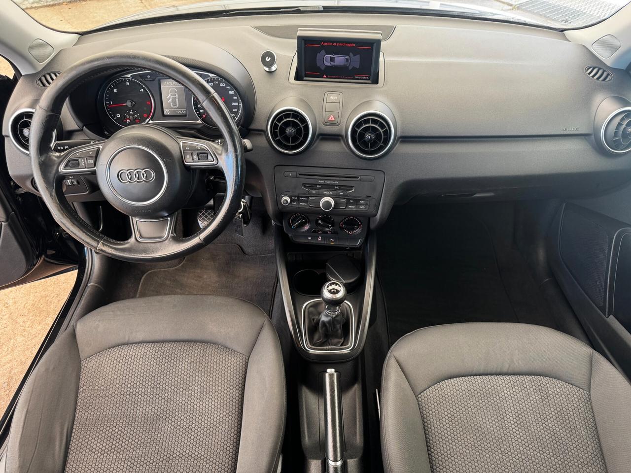 Audi A1 1.6 TDI Attraction 90 cv - 2012