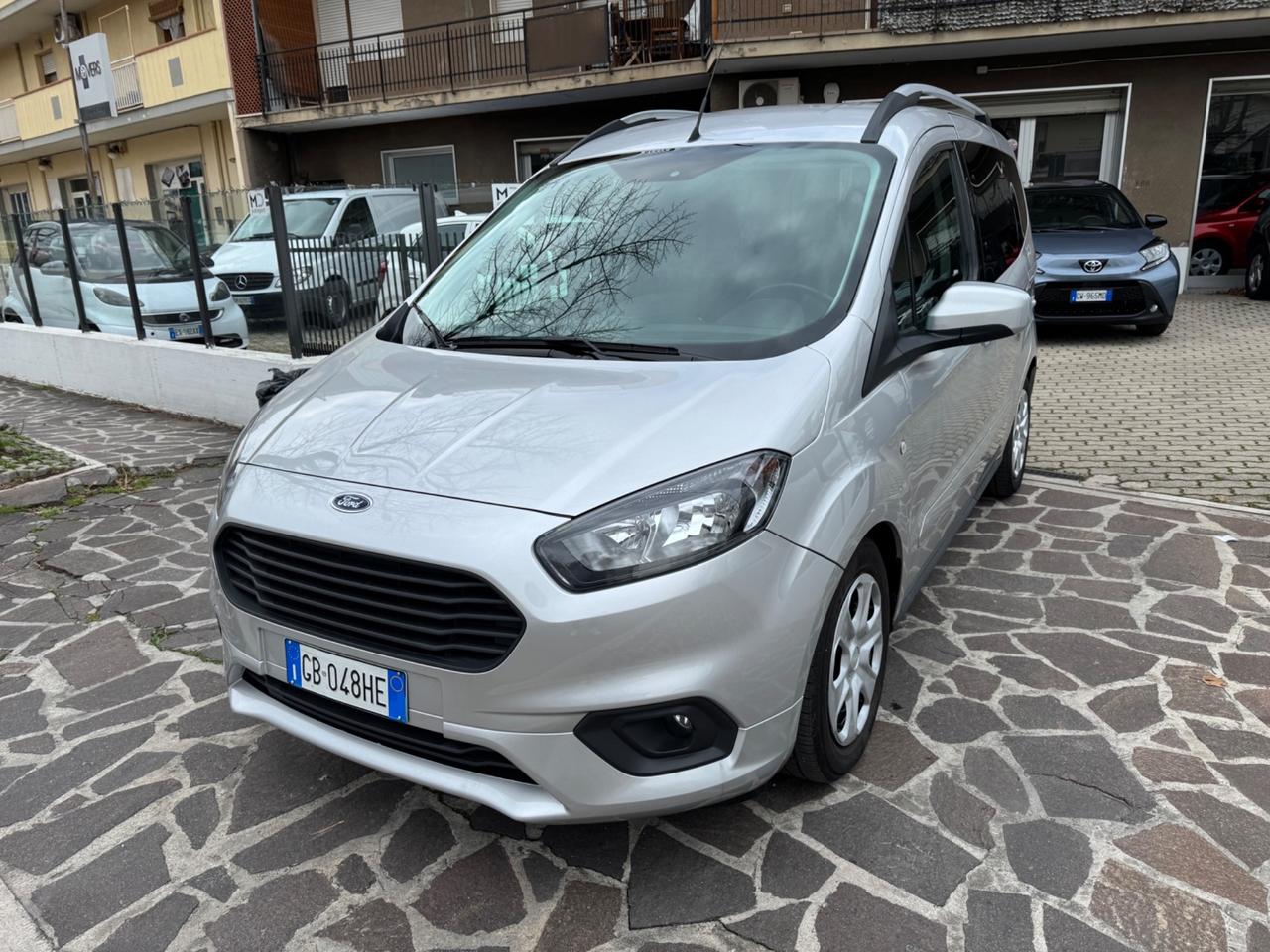 Ford Tourneo Courier Tourneo Courier 1.5 TDCI 75 CV S&S Sport