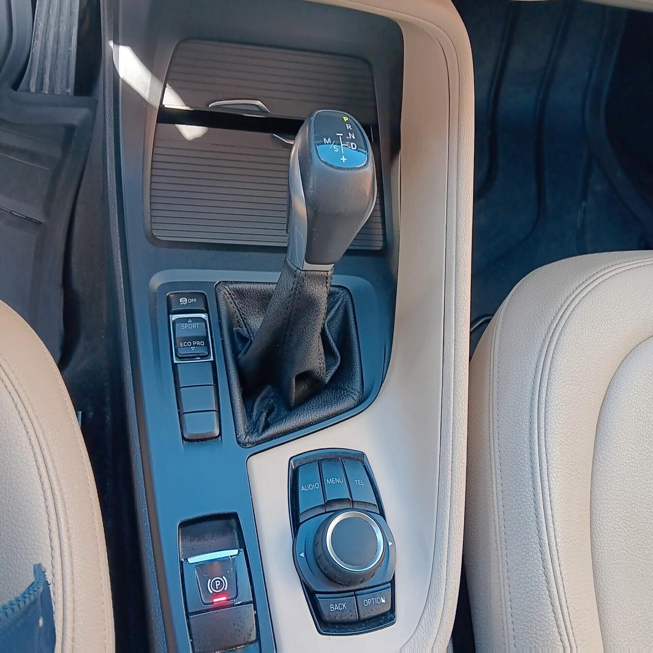 Bmw X1 sDrive18d Advantage-2016