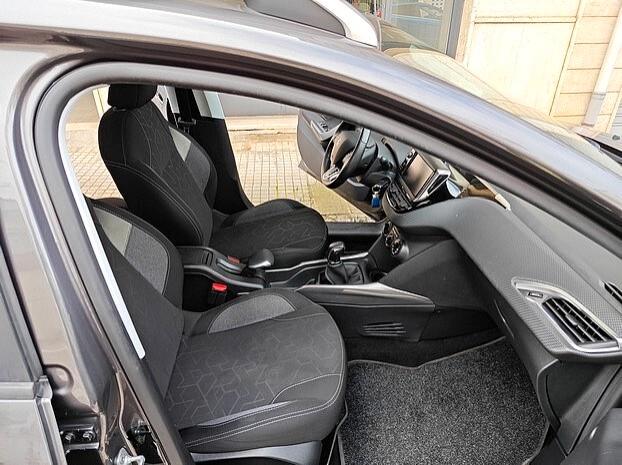 PEUGEOT 2008 1.6 HDi 100 cv - 2016