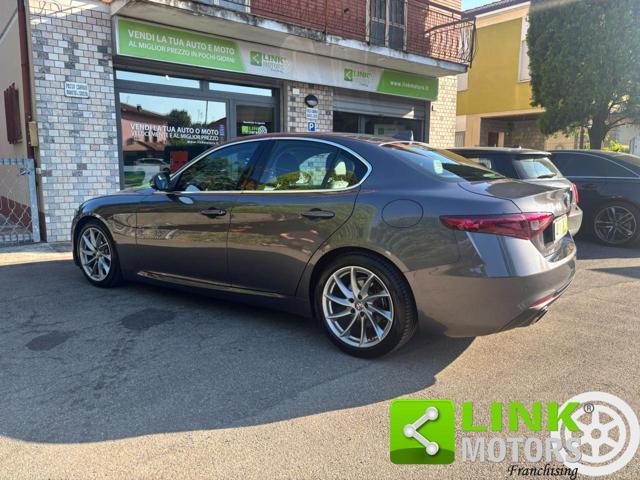ALFA ROMEO Giulia 2.0 Turbo 200 CV AT8 Super