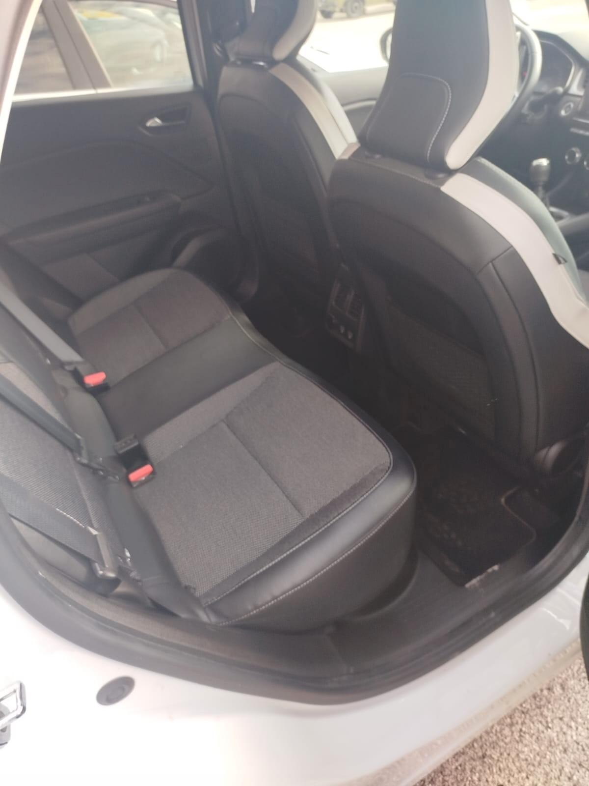 Renault Captur TCe 100 CV GPL FAP Intens