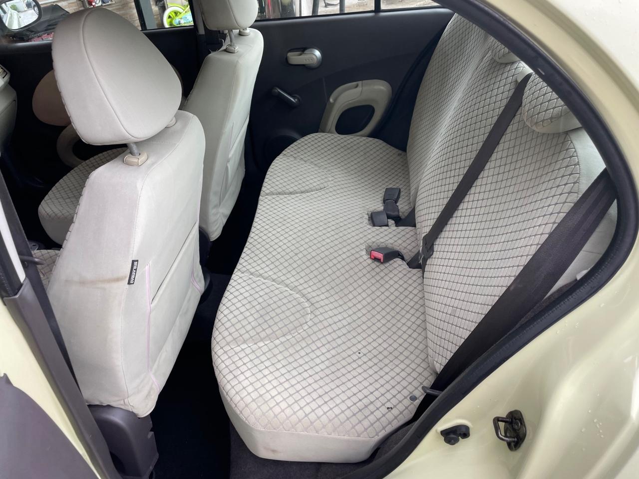Nissan Micra 1.2 16V 65CV 5 porte Visia cambio automatico