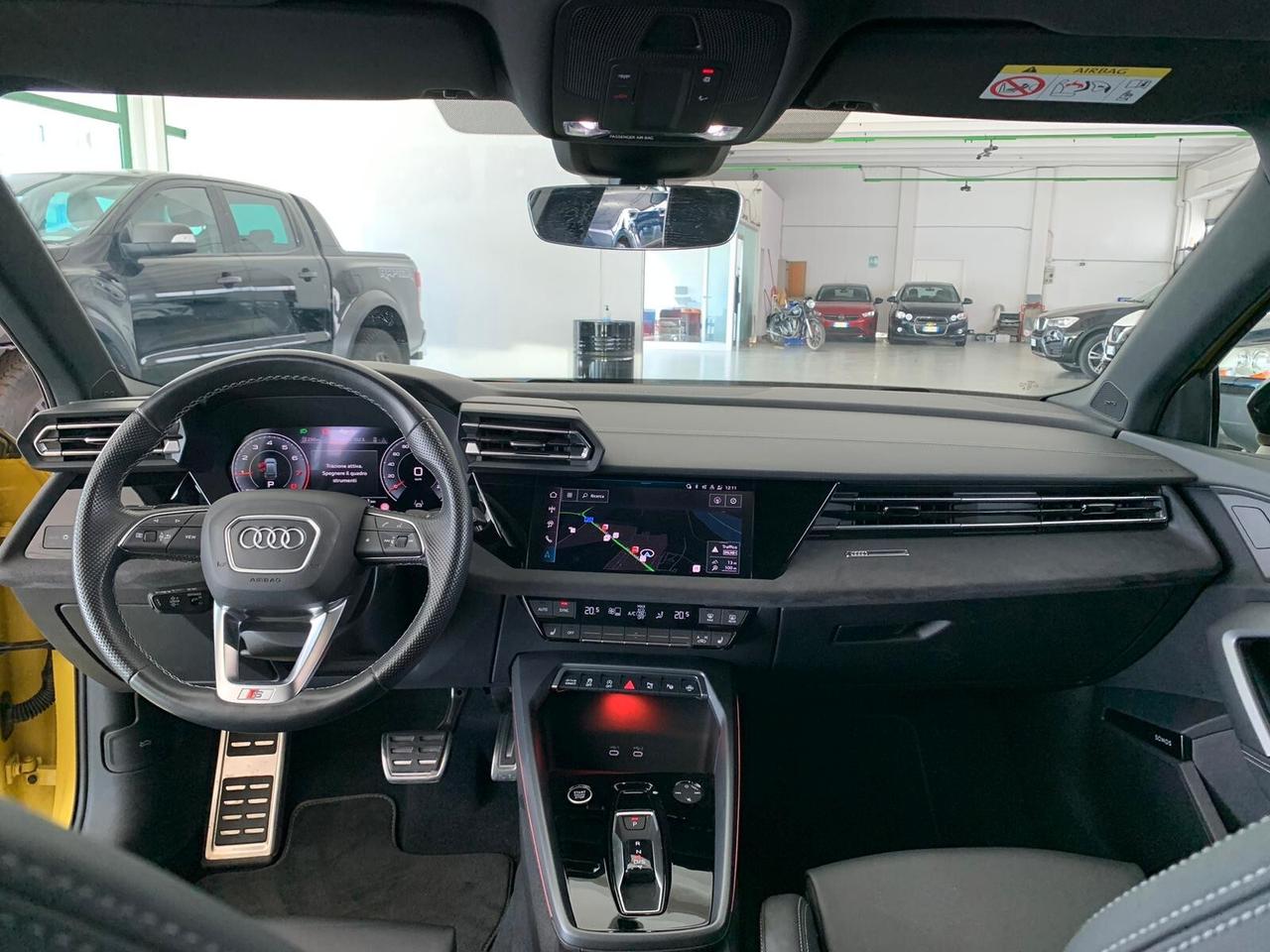 Audi A3 allstreet 35 TFSI S tronic Identity Contrast